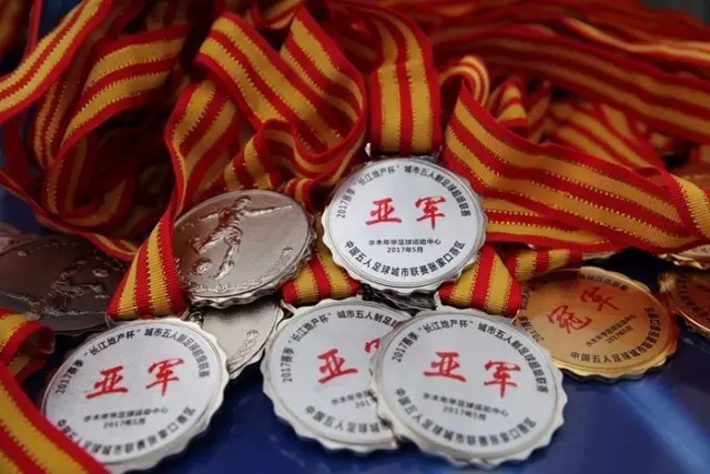 广厦夺G4各界说啥？担忧上海体能，众人点弃孙铭徽，被胡金秋征服